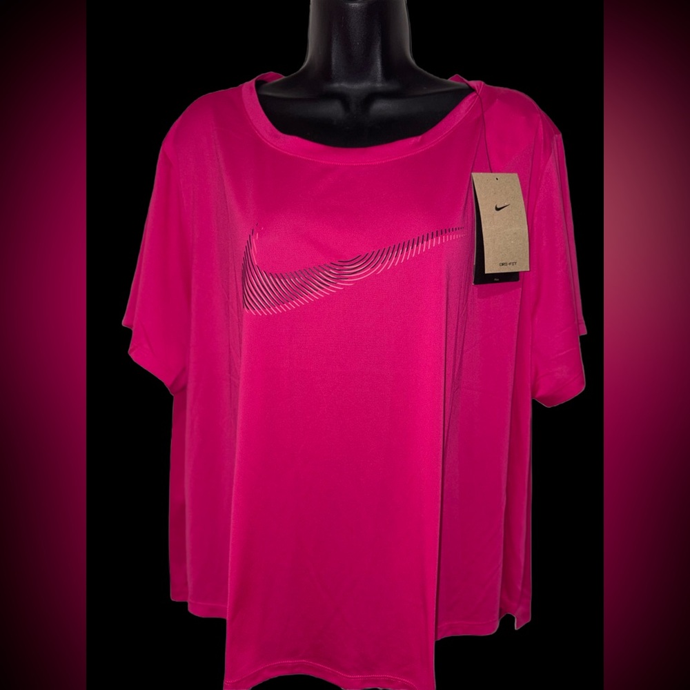 Nike DRI-FIT Shirt ⭐️NWT⭐️